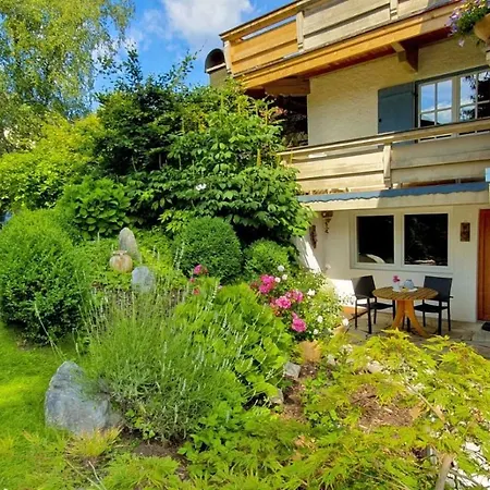 Am Wellenhallenbad Apartmán *